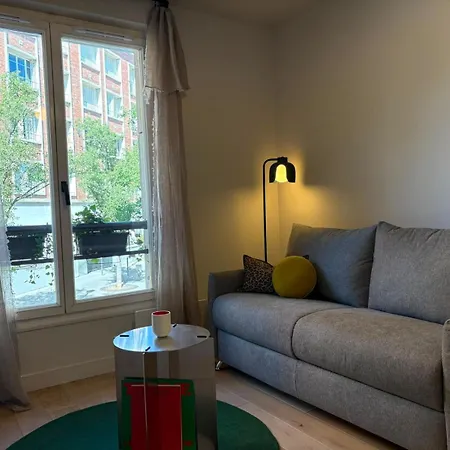 Cosy Oberkampf Apartment Paris